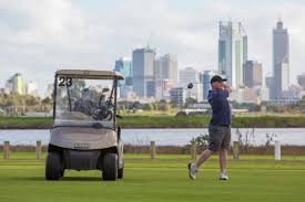 Golf in Maylands with Perth City backdrop