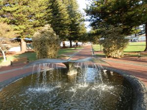 Victor Harbor town square
