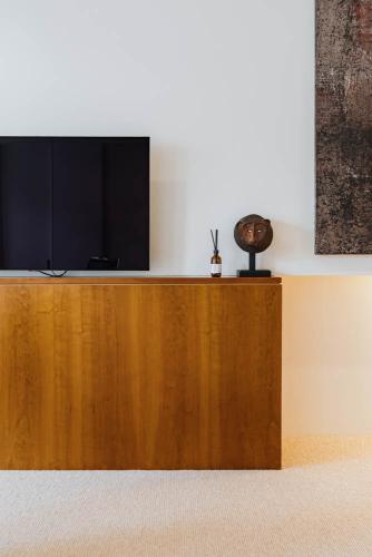 Smart tv in the Architect's Warehouse Apartment Fremantle